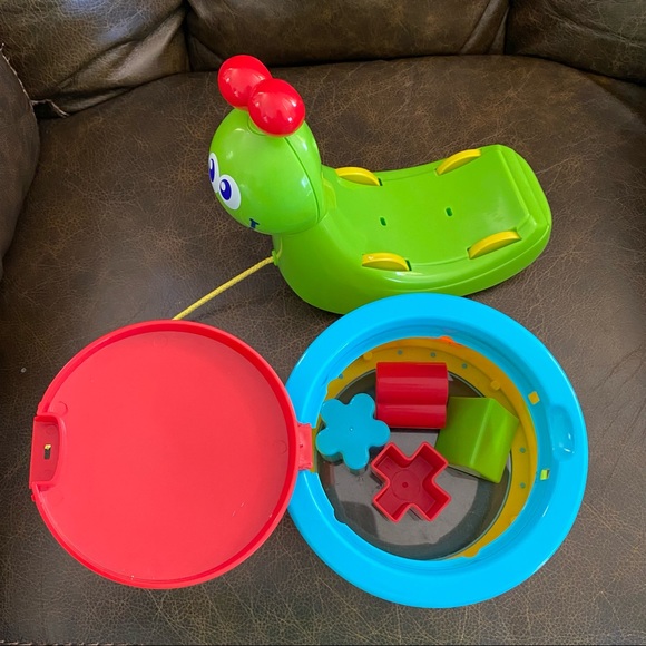 Kohl’s Cute Turtle Shape Sorter Learning Baby Pull Toy - Picture 5 of 10